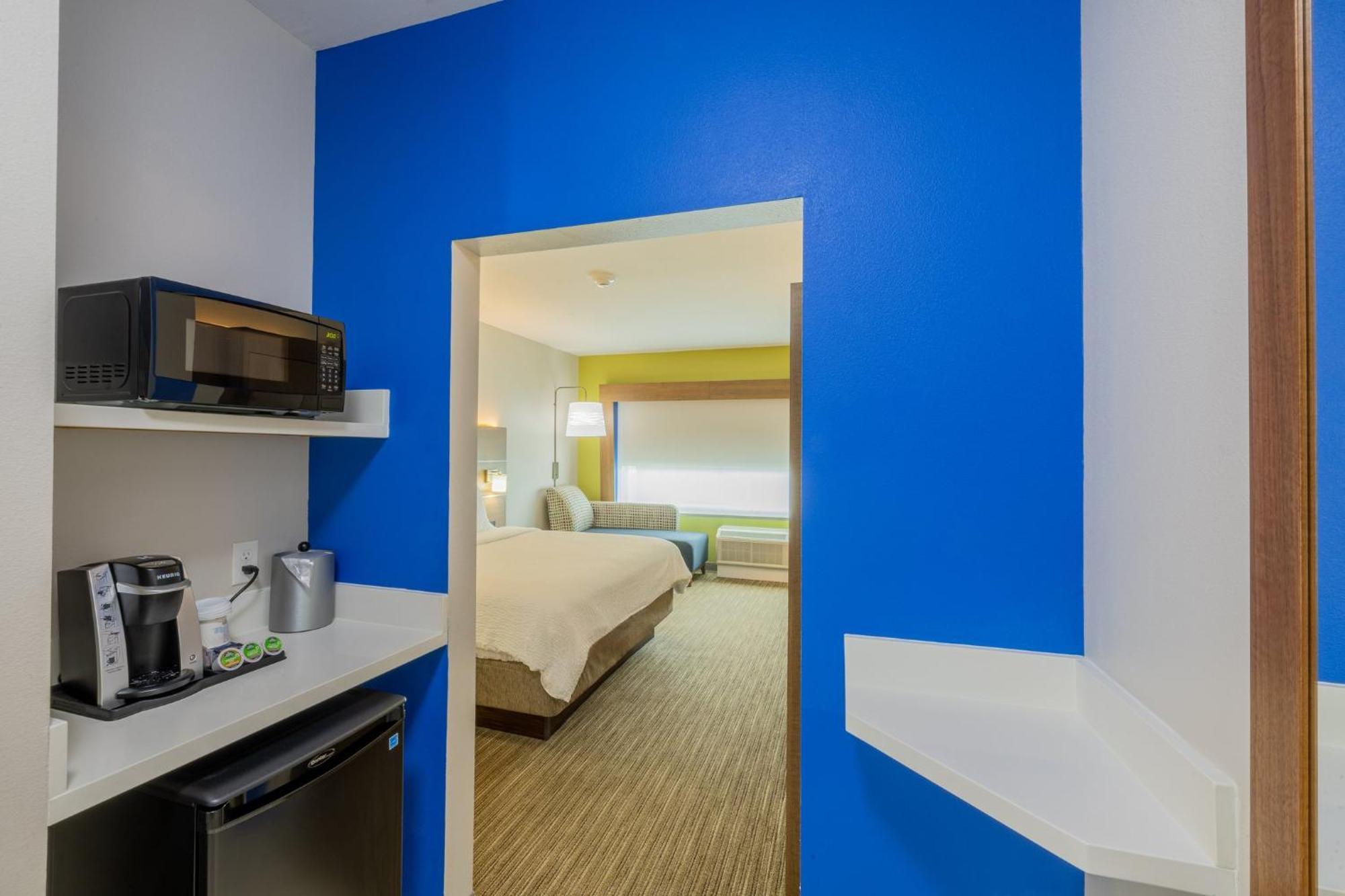 Holiday Inn Express & Suites - Lindale By Ihg Eksteriør billede